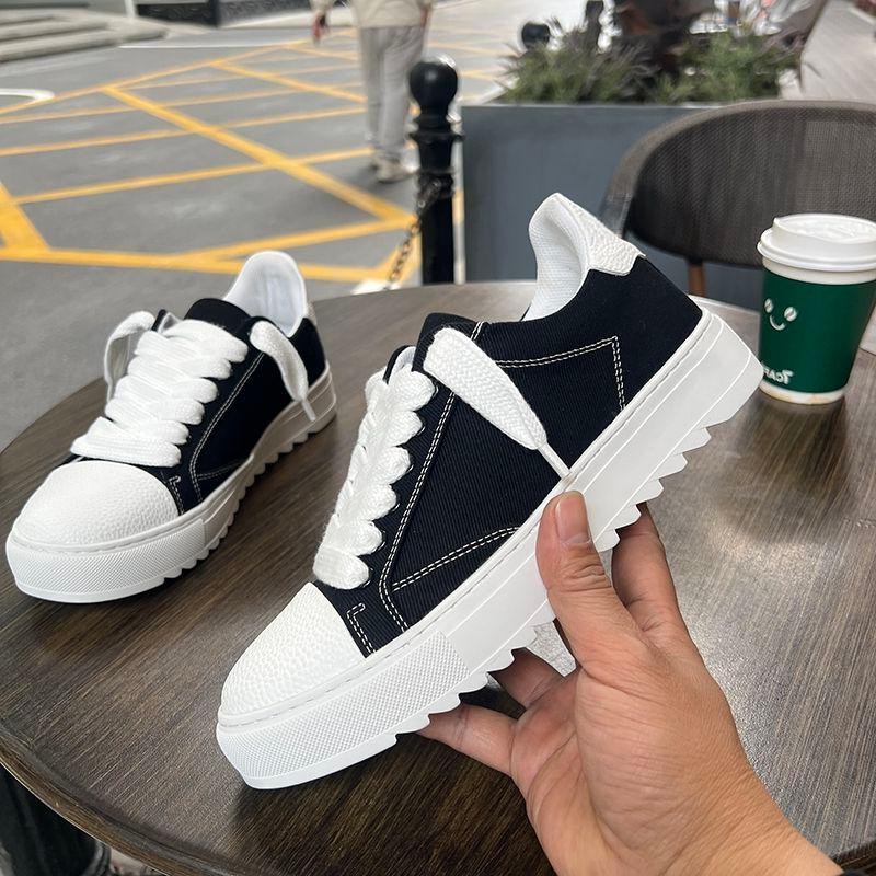 Zapatillas de lona versátiles  - Men'S Shoes With Height Increase reseña y precio